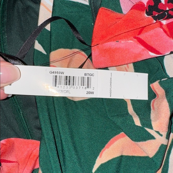 Maggy London Woman Plus Size 20W Green Pink Floral Sleeveless Maxi Dress - Picture 12 of 12